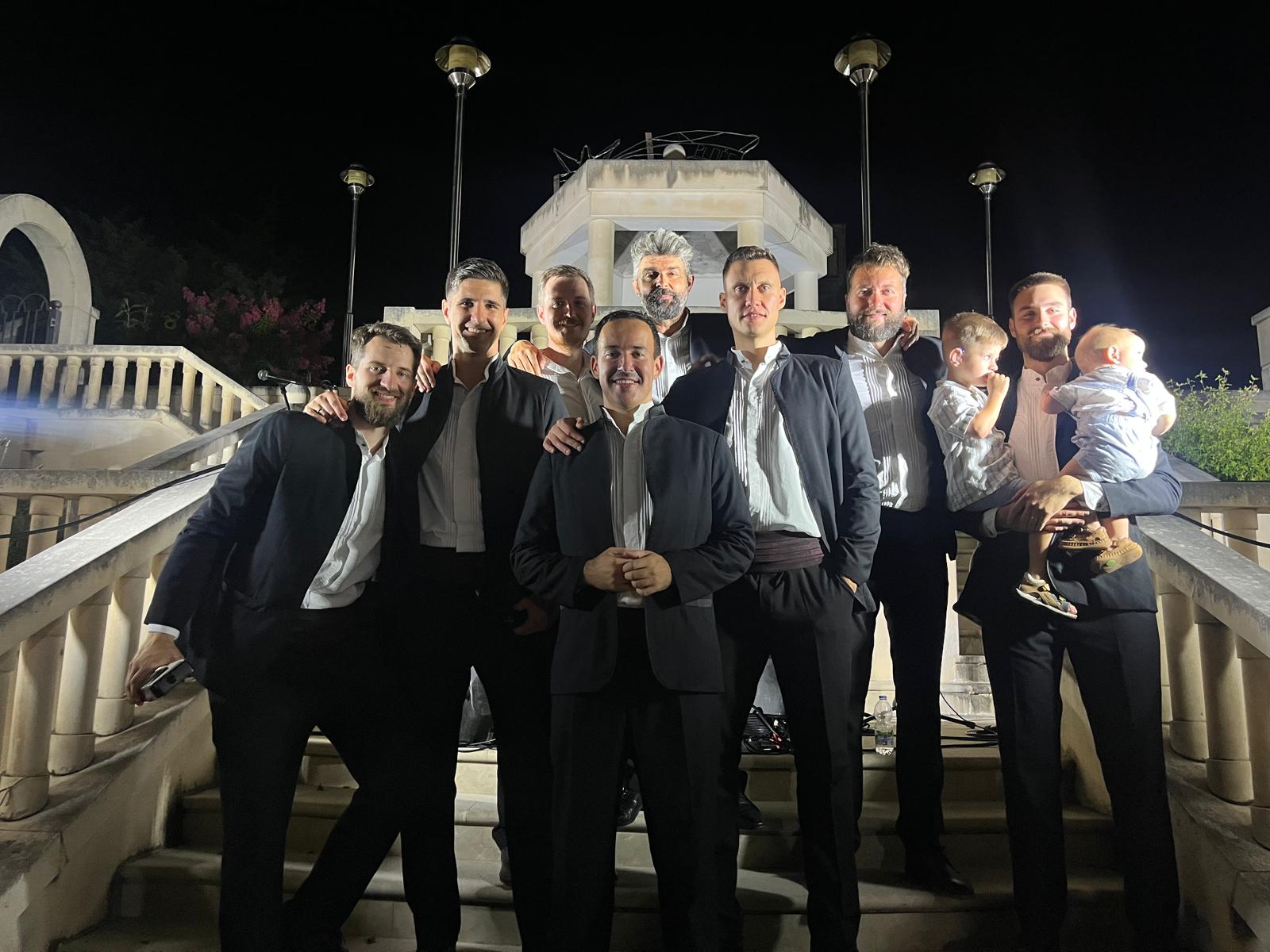Klapa Bošket oduševila pločansku publiku